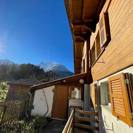 Gemuetliche Mit Traditionellem Trittofen Apartment
